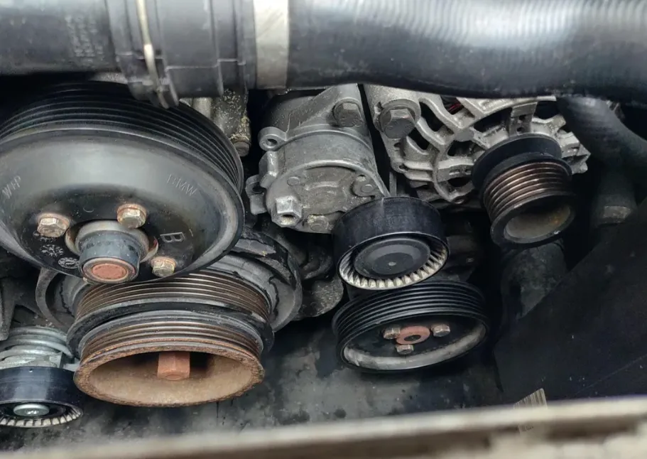 BMW belt and pulley service