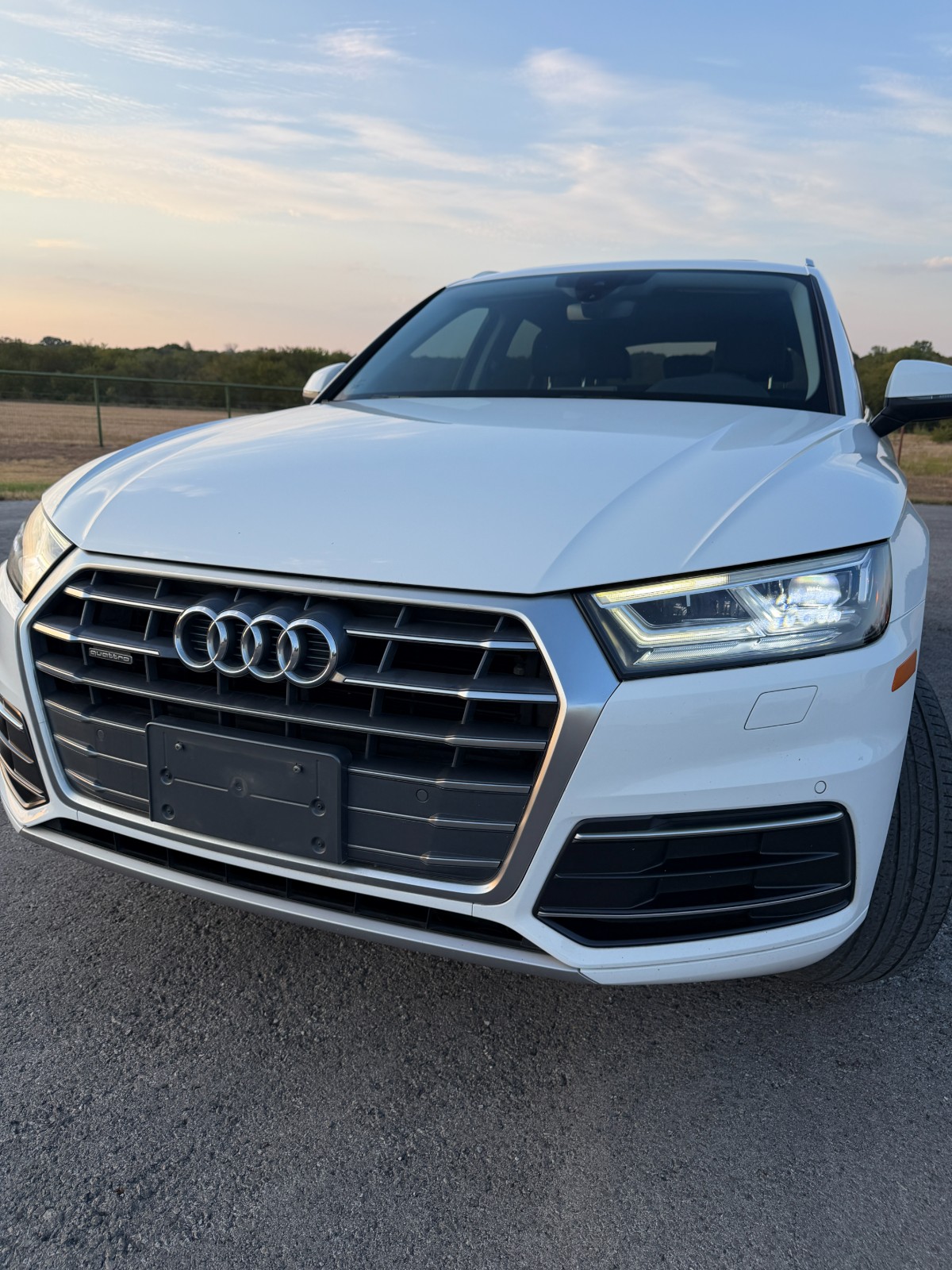 2018 AUDI Q5 Quattro - Premium Plus photo 2